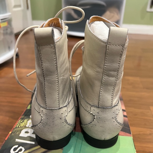Bed|Stu Quest Boots White Us WMN 7 *Brand New